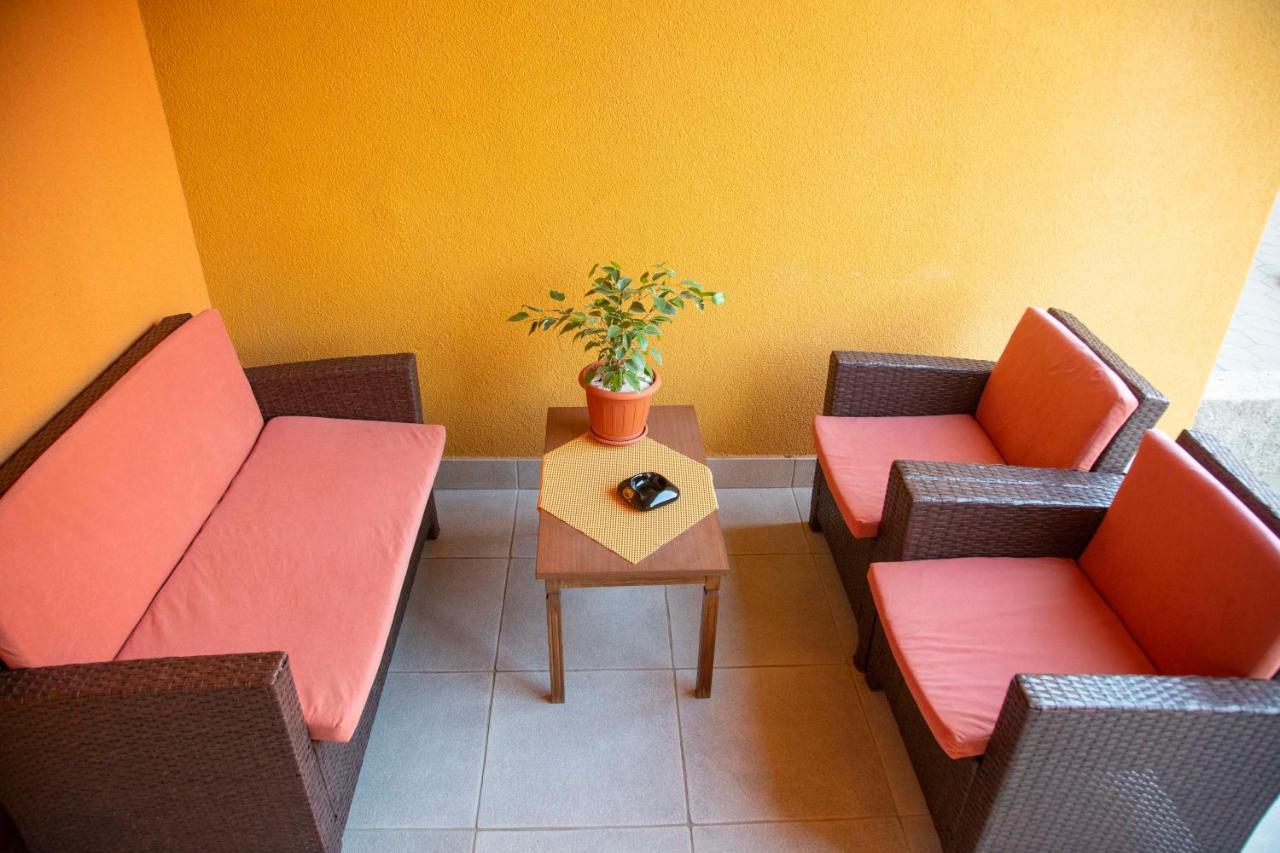 מאקרסקה Apartment Fragola מראה חיצוני תמונה