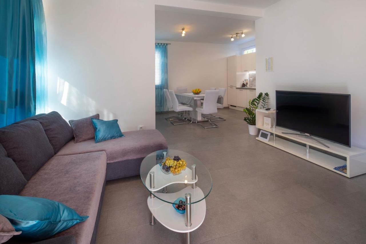 מאקרסקה Apartment Fragola מראה חיצוני תמונה
